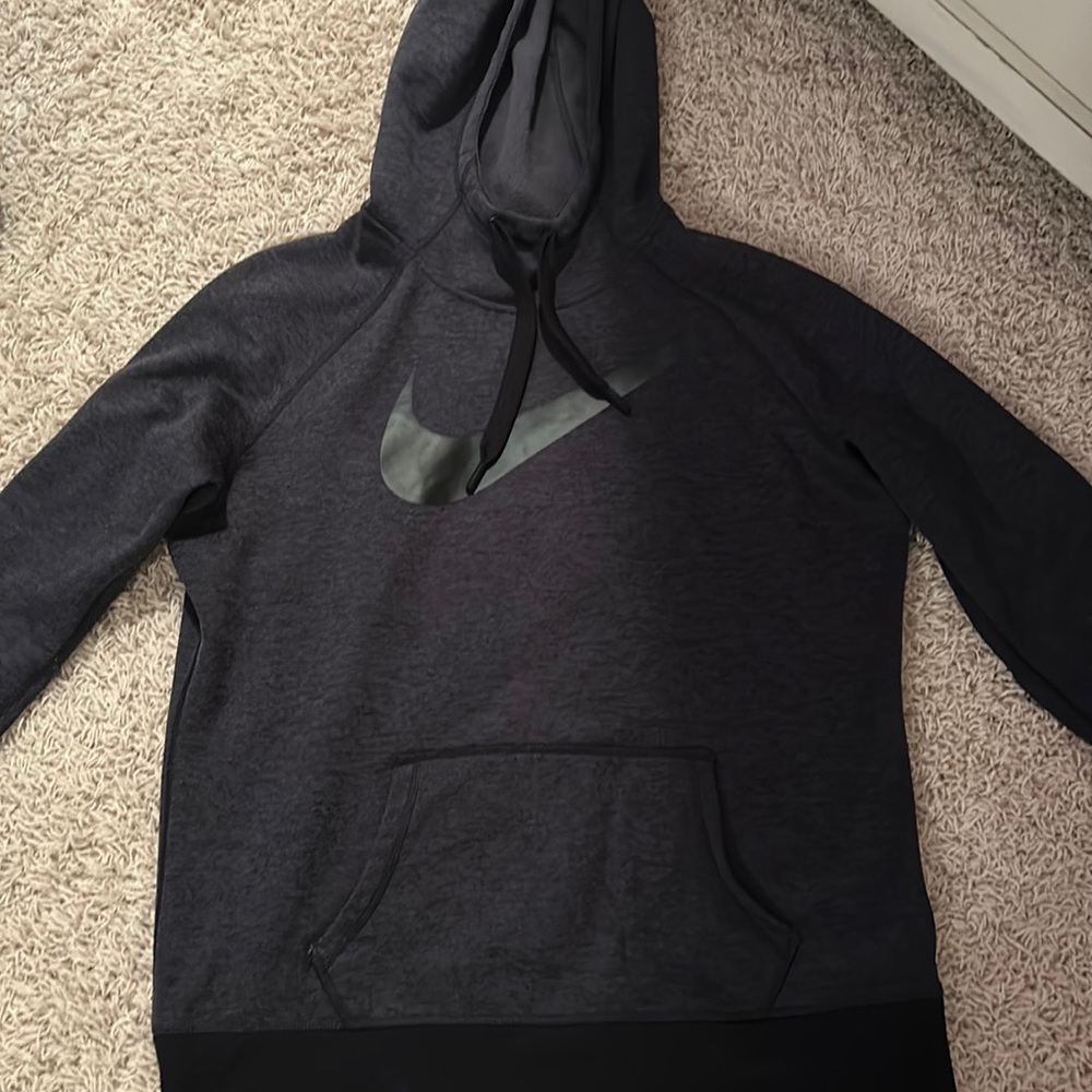 nike hoodie